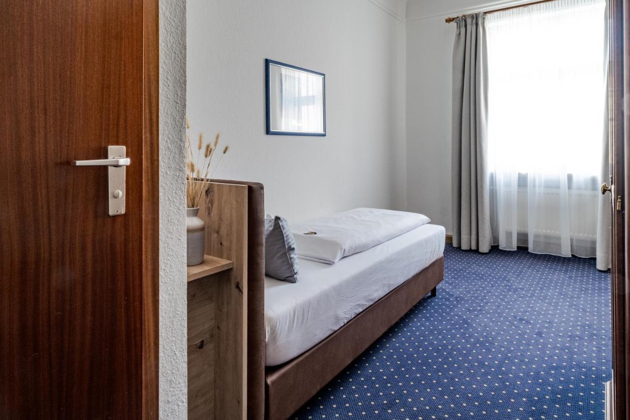 Hotel Goldener Hirsch Kaufbeuren Chambre photo