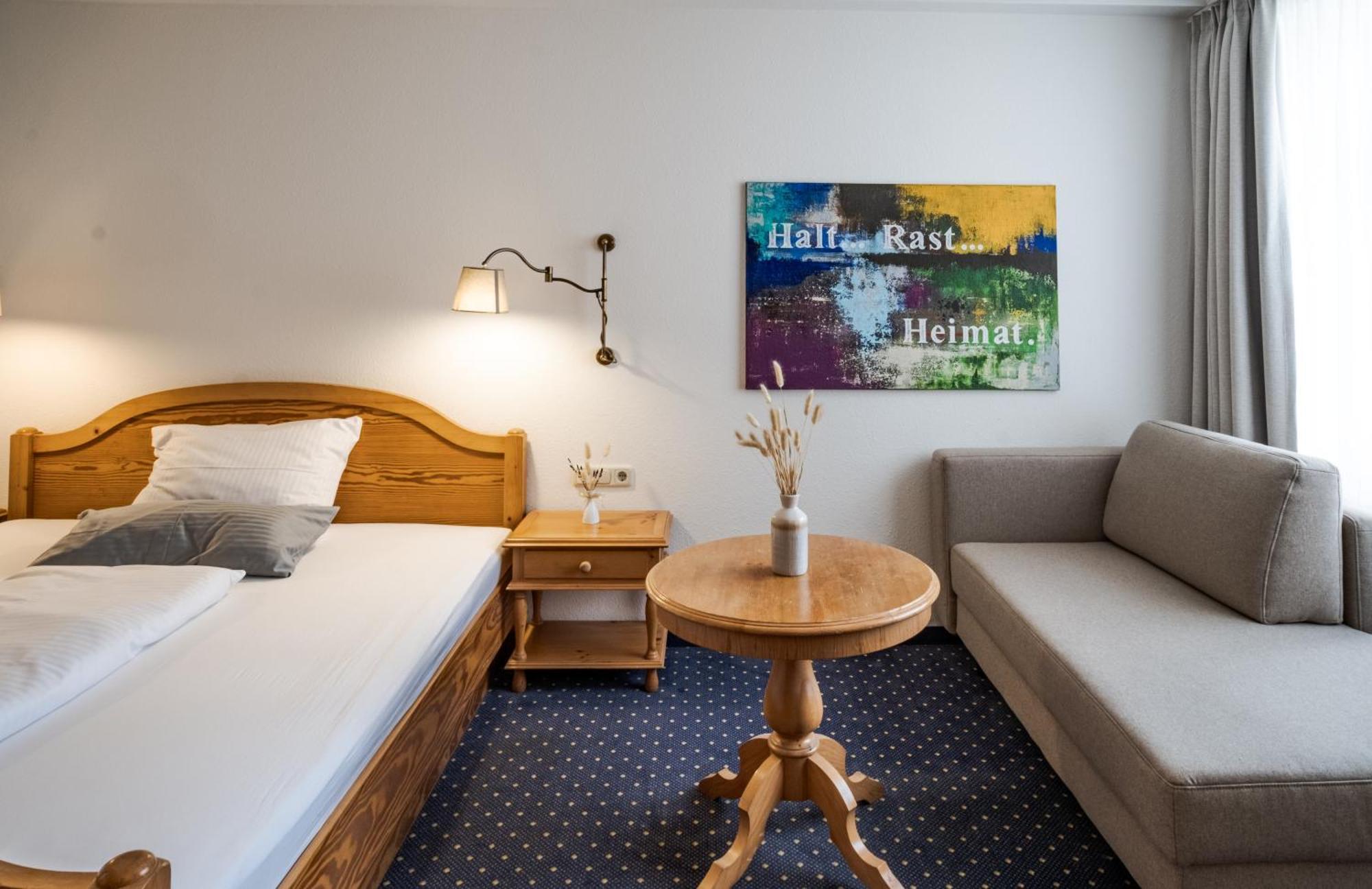 Hotel Goldener Hirsch Kaufbeuren Extérieur photo