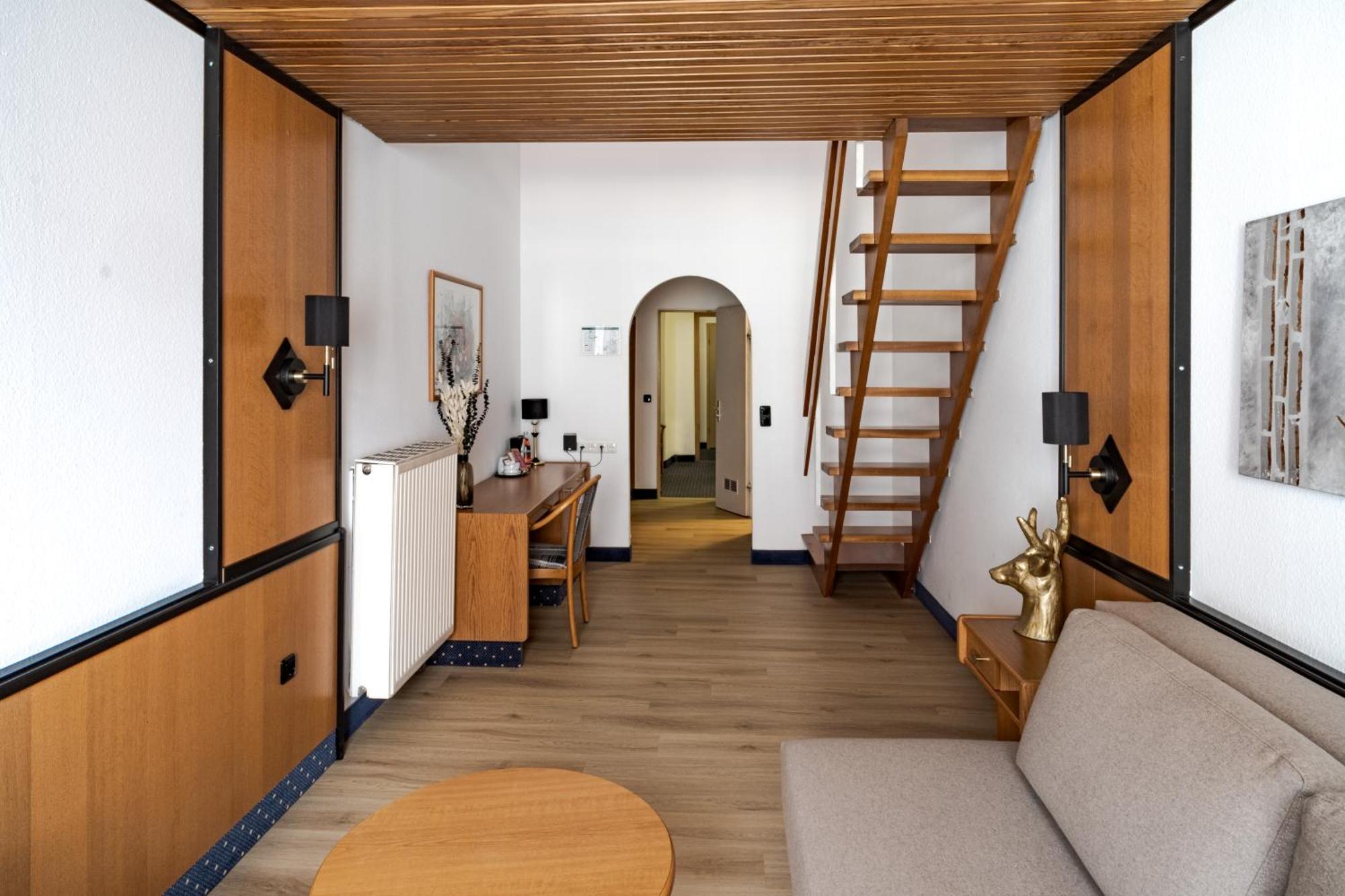 Hotel Goldener Hirsch Kaufbeuren Extérieur photo