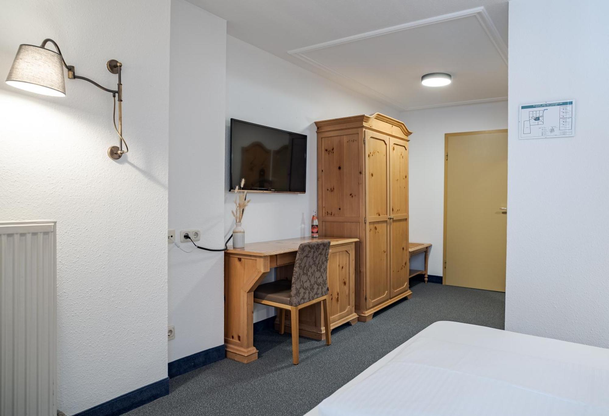 Hotel Goldener Hirsch Kaufbeuren Chambre photo