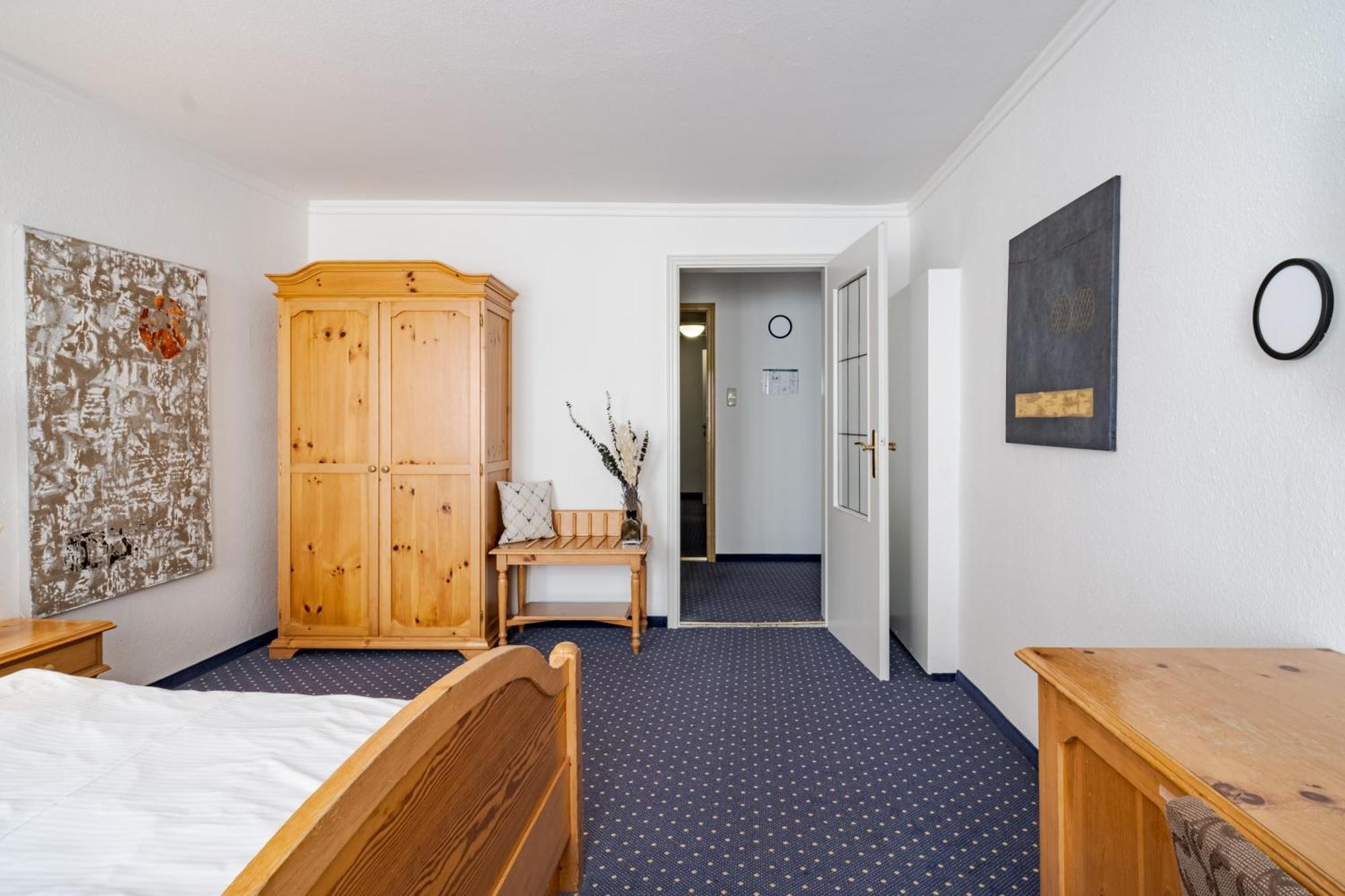 Hotel Goldener Hirsch Kaufbeuren Chambre photo